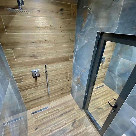 Mara Central Apartment 3 티라나 외부 사진